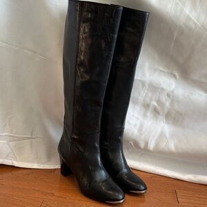 Sleek Black Leather Heeled Boots